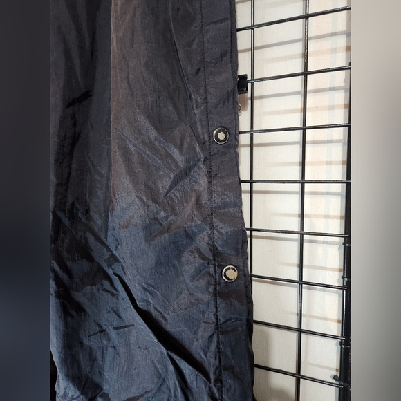 Black Pants with Loose Fit and Elastic Waistband - Picture 3 of 8